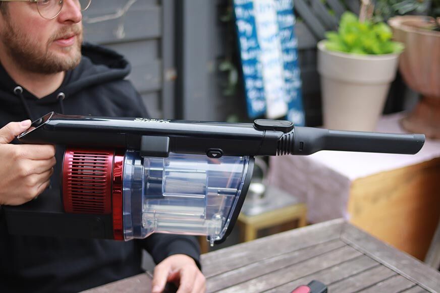 Vom Shark Stielstaubsauger zum Anti Hair Wrap Flexology Handstaubsauger.